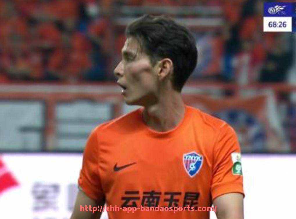 半岛体育app-VF8赞助的是哪支德甲球队？品牌与球队合作解读